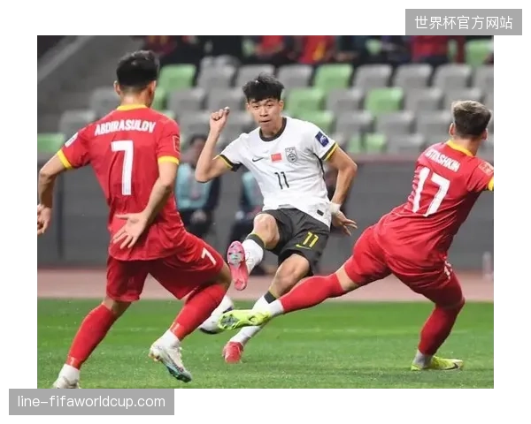 中超新政刺激本土年轻球员成长,“鲶鱼效应”促使王钰栋等新星崛起 中超新政刺激本土年轻球员成长,“鲶鱼效应”促使王钰栋等新星崛起